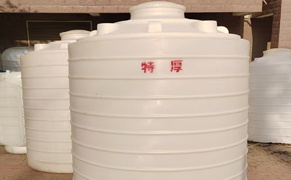 特厚麦积塑料桶批量交付实录：强化结构应对严苛储运环境