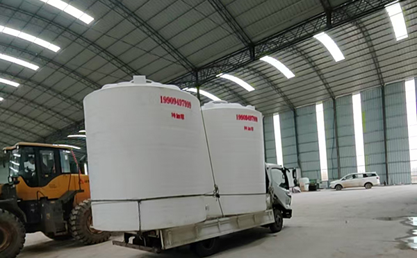 特加厚麦积塑料大桶装车运输交付实录