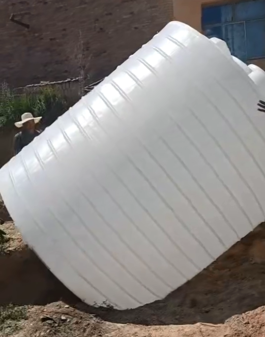 PE麦积塑料大桶批量交付案例：满足多行业储运需求的可靠容器方案